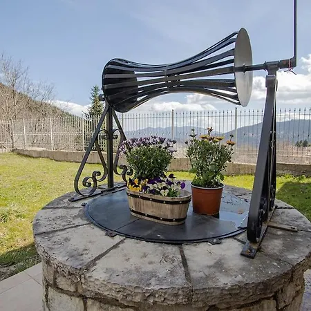 Villa Mountain *